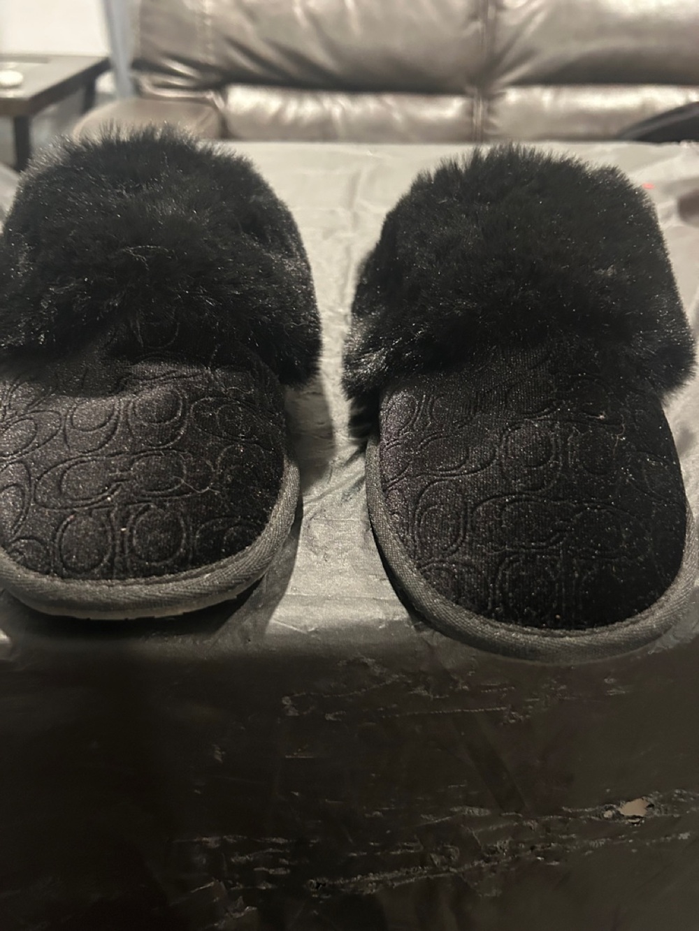 Coach Black Faux-Fur Kids Slippers - Cozy Indoor Slip-Ons